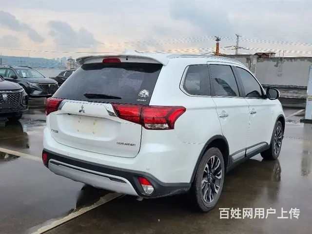 三菱 欧蓝德 2020款 2.4 无级 四驱致享版5座 - 图片 6