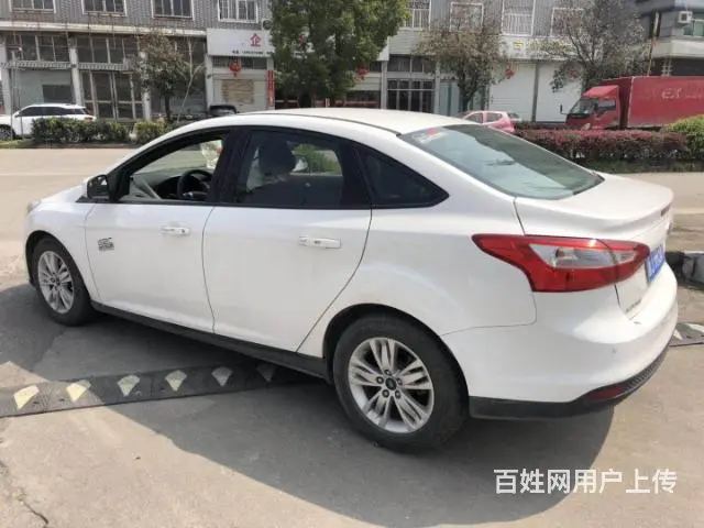 福特 福克斯 2013款 经典福克斯-三厢 1.8 手动 时 - 图片 6