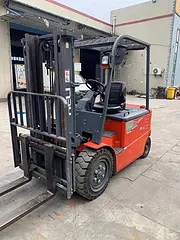个人急转二手电动叉车3吨二手叉车低价处理