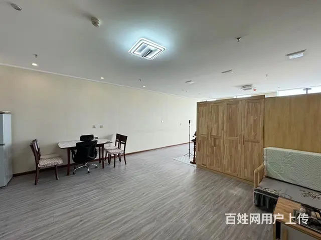 天马时代广场电梯8楼，108平，精装修，屋里很干净， - 图片 5