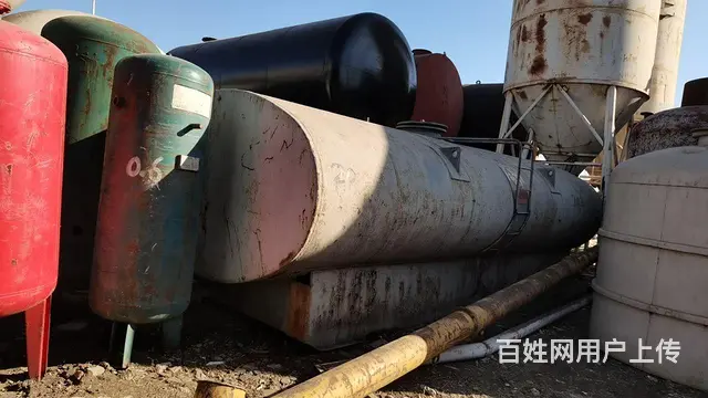 沈阳出售油罐水罐火车罐水泥罐白钢罐运输罐立罐搅拌罐 - 图片 6