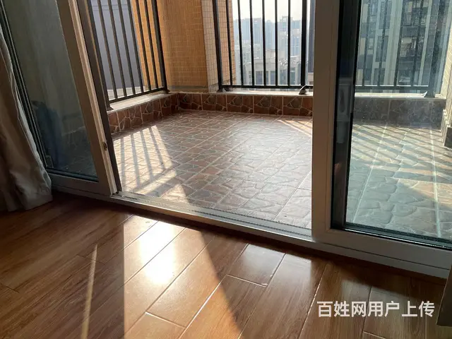中海右岸2400元/月5号线南湖立交地铁口上班族福利 - 图片 1