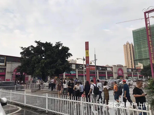 珠江新城花城大道与马场路交界地铁潭村站首层大广告商铺出租 十 - 图片 6