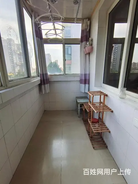 市三院附近 金宫花园 南北通透精装三居 老证可贷款 - 图片 2