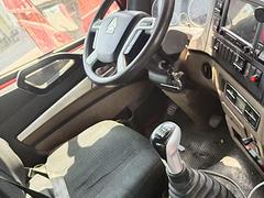重汽豪瀚 半挂车 平板式 国5