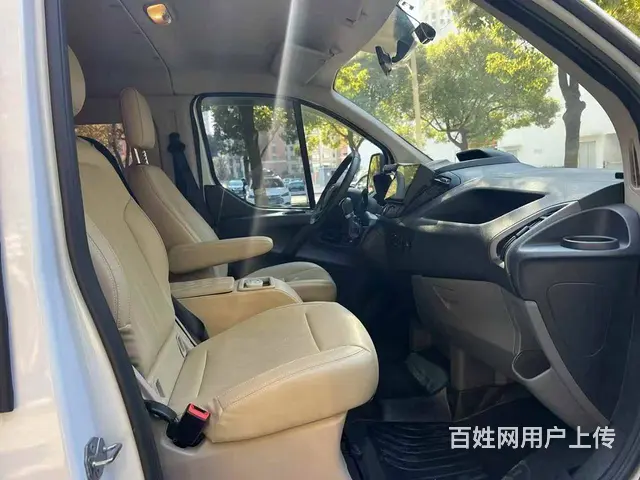 新到2020年12月上牌福特新全顺，短轴低顶6座 - 图片 4