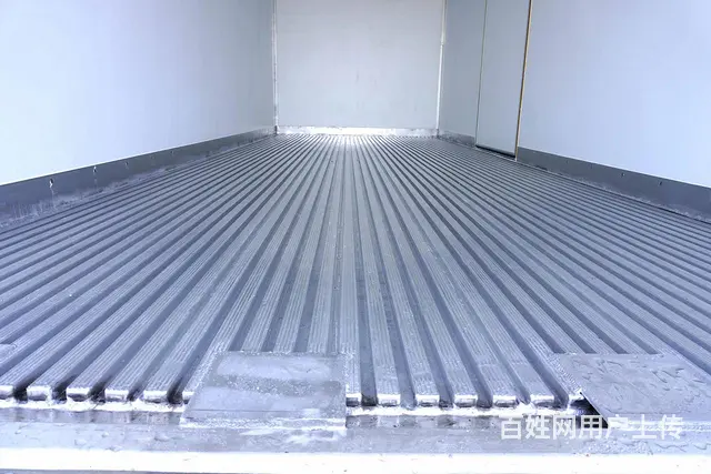 重汽6米8自动挡冷饮雪糕冷藏车可以拉多少吨葡萄 - 图片 10