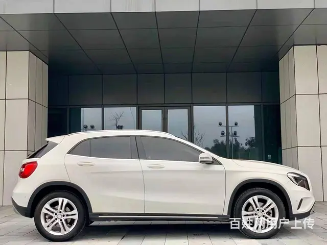 奔驰GLA级 2017款 GLA 200 1.6T 双离合 - 图片 8