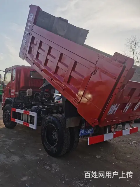 湖北大运 自卸车 国5 - 图片 1