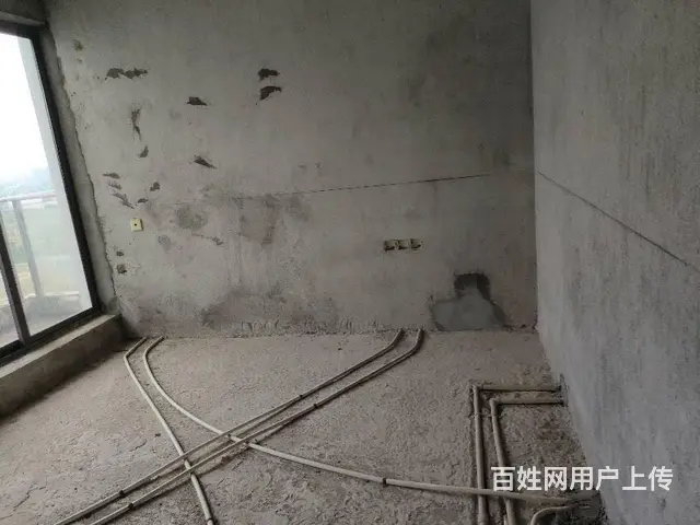 琼洲大桥 商圈   倚能美林湾4房跃层毛坯房 - 图片 4