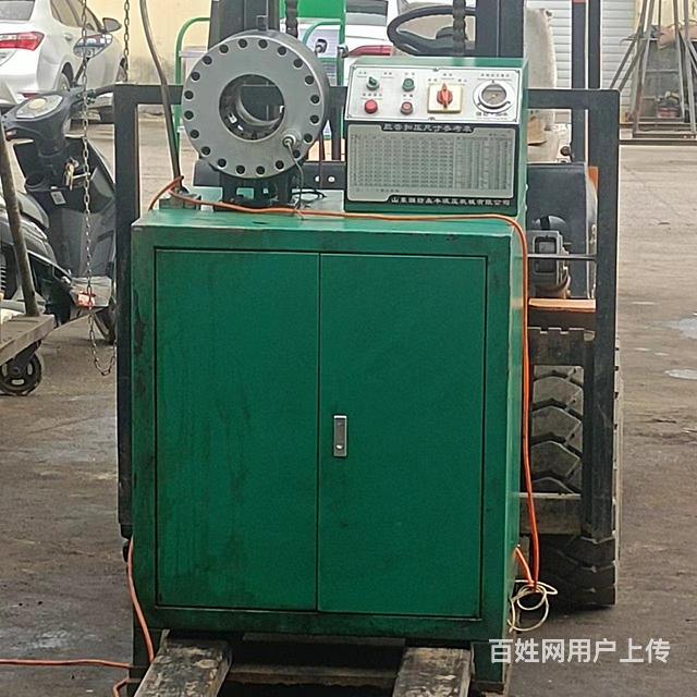 低价出售二手压管机的图片