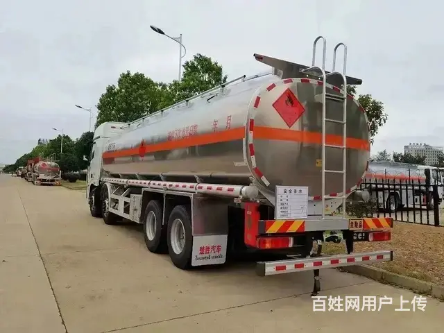 厂家直销欧曼20吨油罐车 现车低价处理 - 图片 2