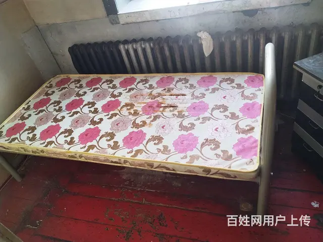 低价出售单人床 - 图片