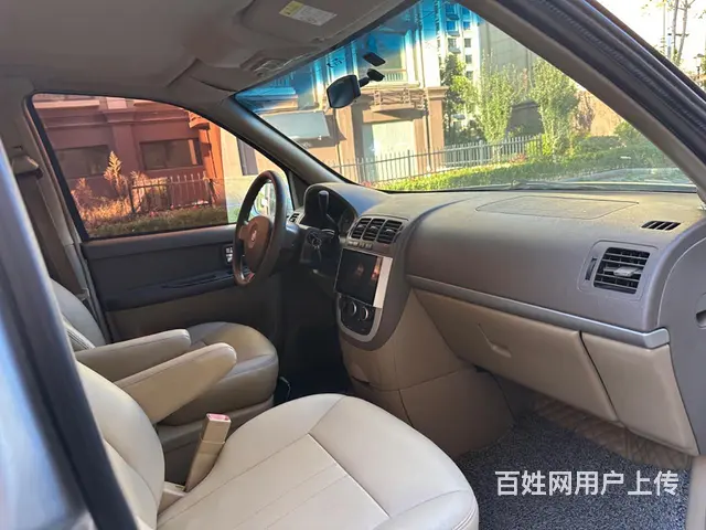 别克GL8 2014款 GL8 商务车 2.4 手自一体 经 - 图片 2