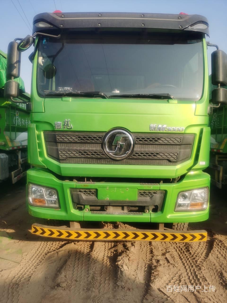 17年二手德龙渣土车出售 5.6米大箱 后八轮国五