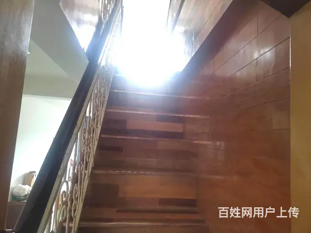 洪山路4室2厅2卫精装修带楼顶花园打包低价急售产证齐全 - 图片 5