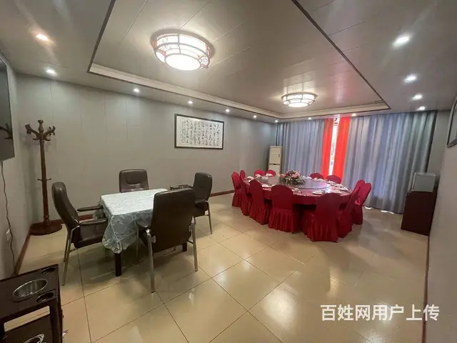 51旺铺（十三年老店）龙华区坡博菜市场对面300平湘菜馆转让 - 图片 5