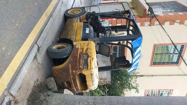 厦工3.5吨叉车 - 图片 3