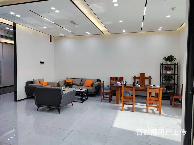 珠海旗舰写字楼 环宇城  216㎡河景 豪华装修 拎包 急租 - 图片 5