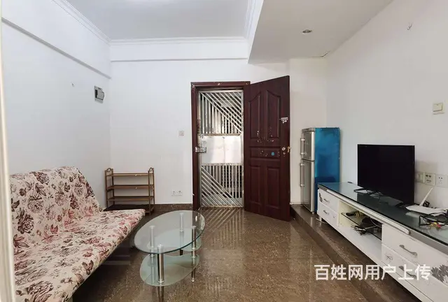 拱北关口龙城大厦电梯精装一房一厅出租，租价1700。近关口 - 图片 2