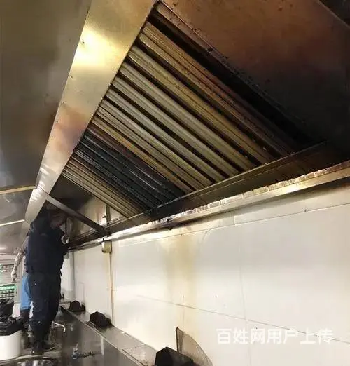昆山淀山湖酒店饭店餐厅油烟机清洗，油烟管道清洗 - 图片 2