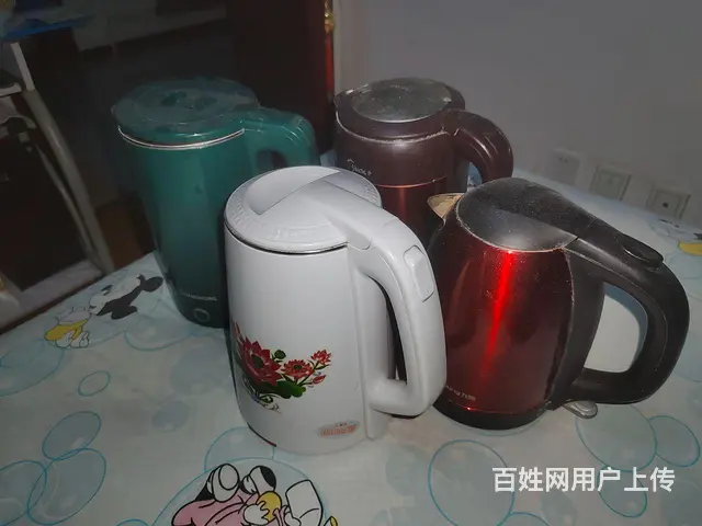 出售:4个电热水壶（坏的） - 图片 1