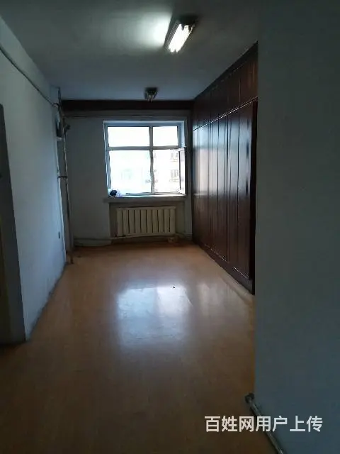 北钢小区6楼 住宅中等装修低价出租 - 图片 2
