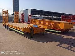 专业订做挖掘机运输车 大件运输车 高强制作