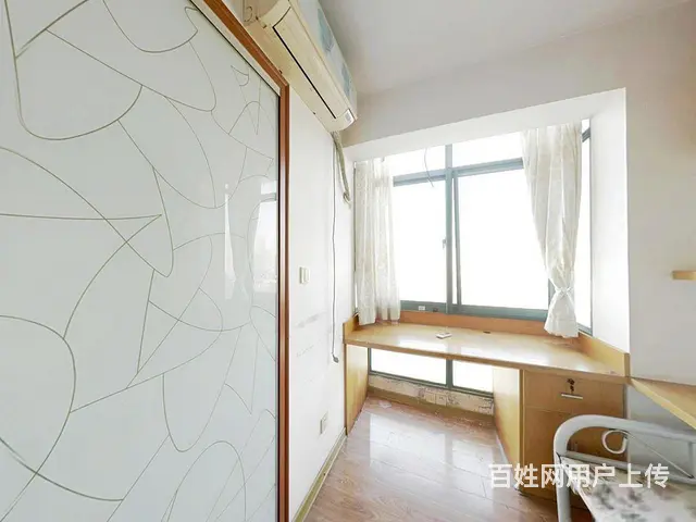 奥体中心旁水木年华3室2厅1卫简装160万中层有钥 - 图片 3