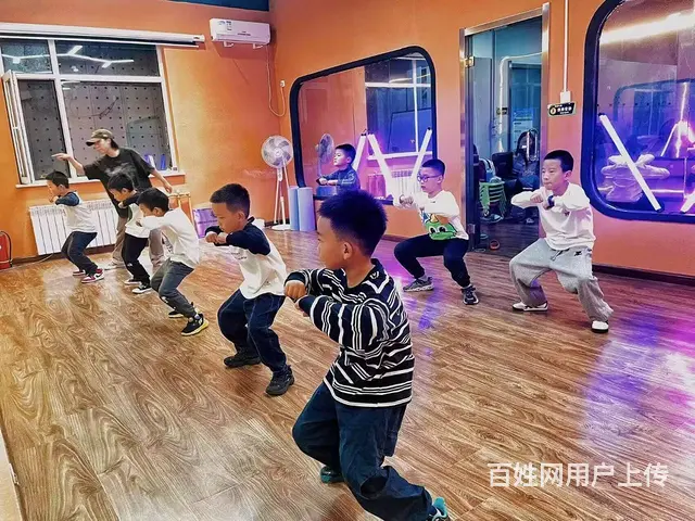 大东区联合路28中学对面舞蹈艺术学校出兑 - 图片 4