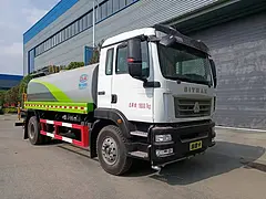 高低盘雾炮洒水车 重汽汕德卡15方洒水车价格