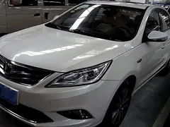 长安逸动 2015款 1.6L 手动 旗舰型 (国