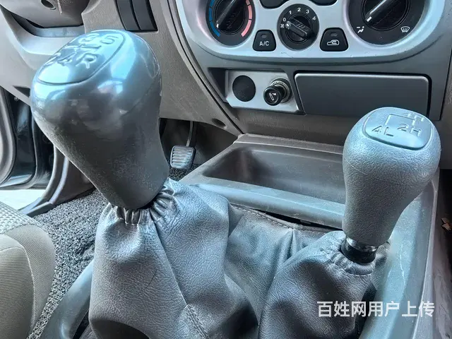 江铃宝典 四驱皮卡 - 图片 7