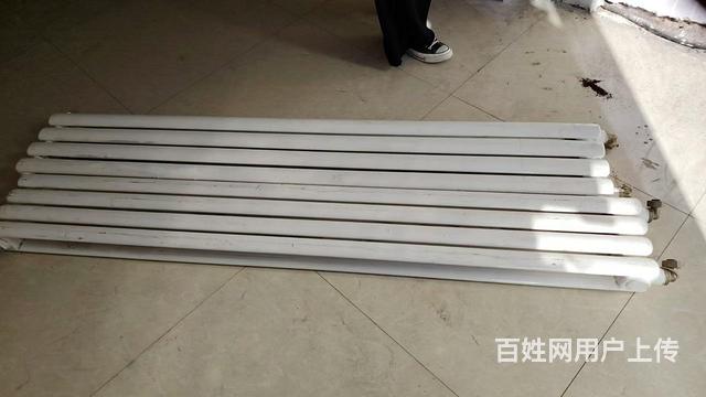 暖气 洗刷机 暖气的图片