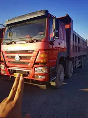 忻州急卖18年国五豪沃前四后八自卸车 手续齐全