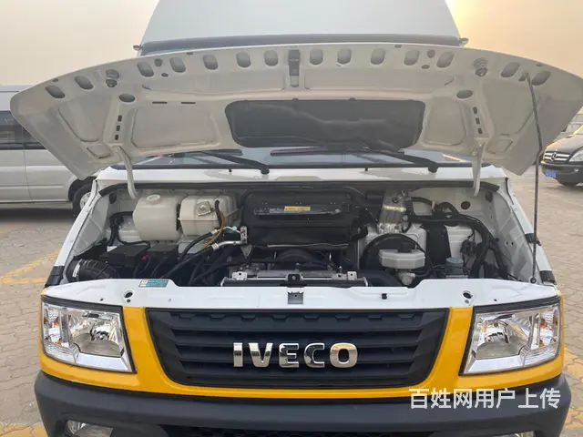 9座：20 年7 月新款依维柯电力工程车 - 图片 9