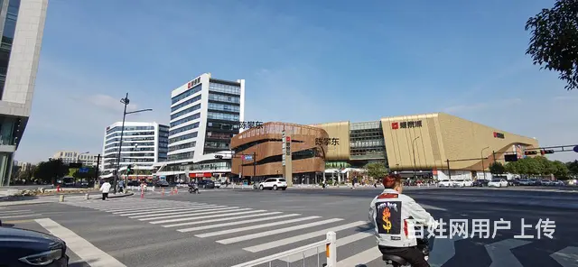 杭州市西湖区西溪银泰城写字楼出租，5号线浙大紫金港站地铁口 - 图片 1