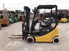 精品小松1.5吨电动叉车，可原地转弯二手叉车