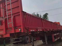 13米二手标箱侧翻半挂车 带原车手续  原车轮胎