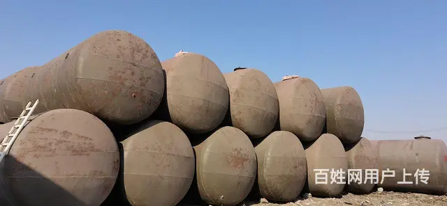 沈阳出售油罐，水罐，水泥罐，白钢罐，压力罐，火车罐 - 图片 1