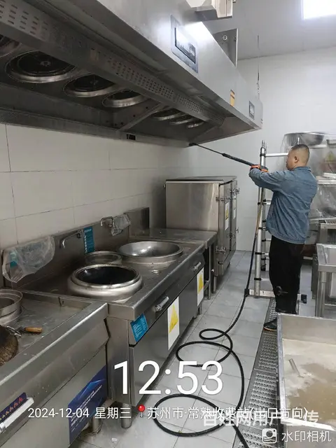 昆山学校食堂油烟管道清洗，风机维修跳电怎么解决？ - 图片 3