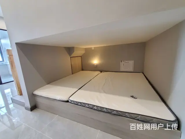 景荟大厦，12楼电梯房 - 图片 2