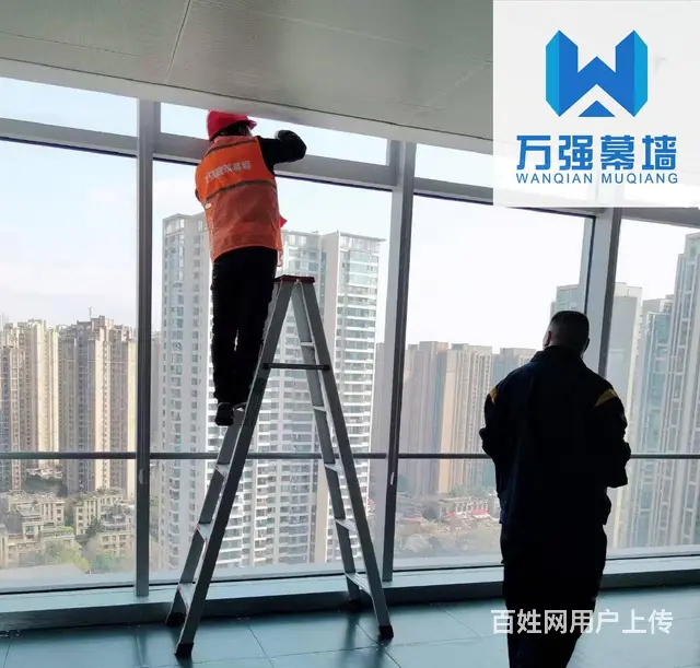 万强幕墙顺利完成成都大厦玻璃幕墙拆除更换安装工程 - 图片 3