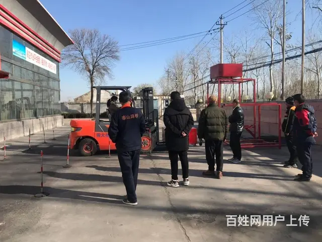 威海焊工培训学校电气焊培训叉车培训挖掘机培训铲车证 - 图片 6