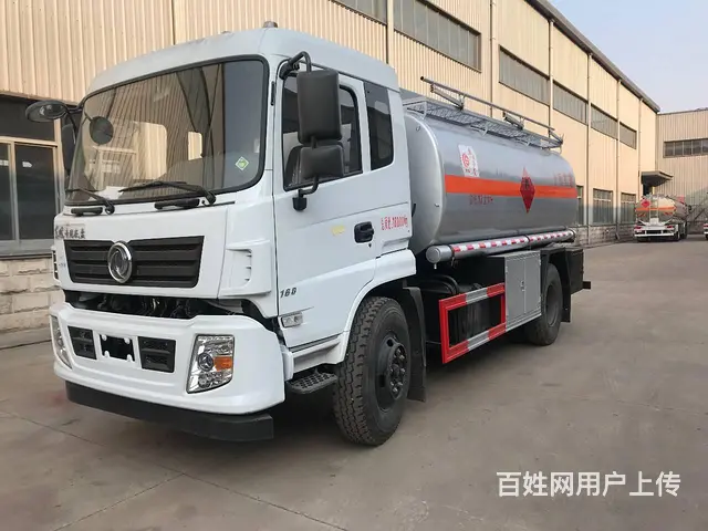 12吨东风天锦运油车12吨油罐车 - 图片 5