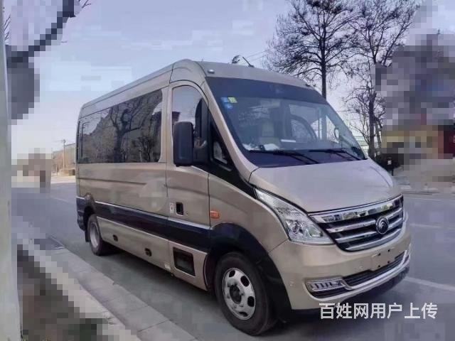国五排放17座宇通cL6的图片