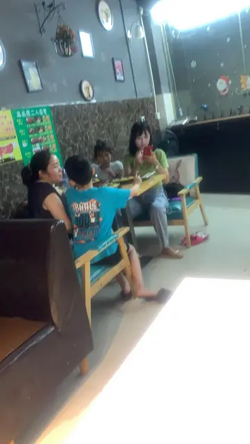 大润发超市门口对面牛排店转让 - 图片 2