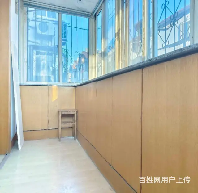 朝阳街烟台山附近三楼三室一厅出租1800 - 图片 5