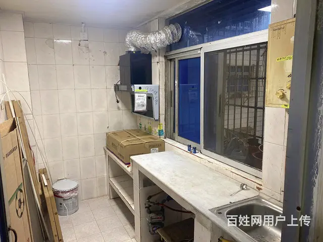 警察公寓 普通住宅1厅 中等装修 - 图片 4
