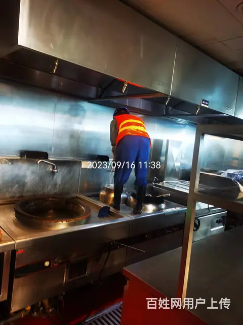 昆山巴城广场商用厨房大型油烟机清洗 资质齐全 - 图片 4